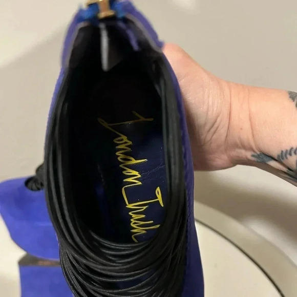 Gently Used LONDON TRASH Blue Leather Ceres Platform Pumps, Size 8 - Picture 7 of 7